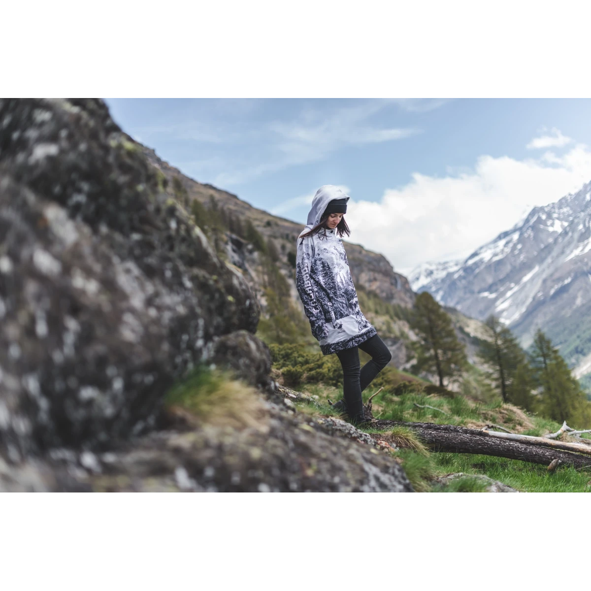 Women's snowboard hoodie waterproof sweatshirt Alaska